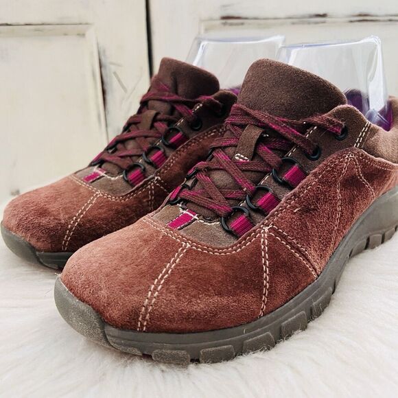 Clarks in Motion Brown Suede Leather Drive Sneakers - Womens Size 6M - Picture 2 of 8